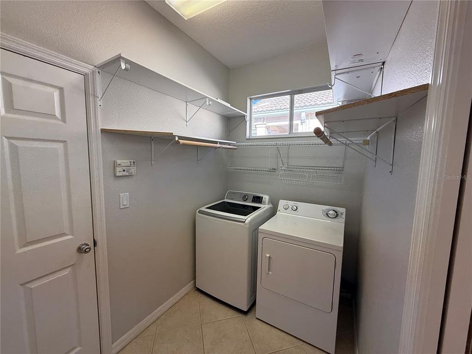 For Rent: $2,995 (3 beds, 2 baths, 1643 Square Feet)