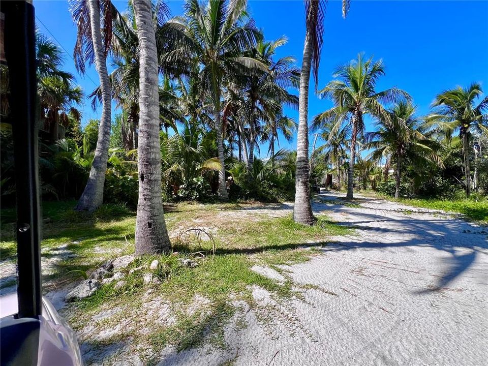 For Sale: $675,000 (3 beds, 2 baths, 1260 Square Feet)