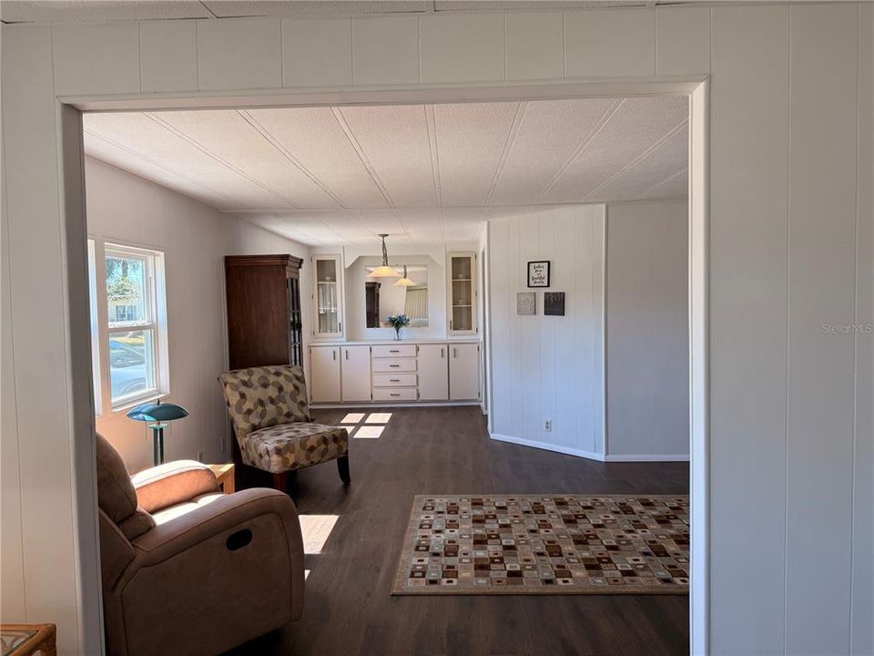 待售: $119,000 (2 贝兹, 2 浴室, 960 平方英尺)