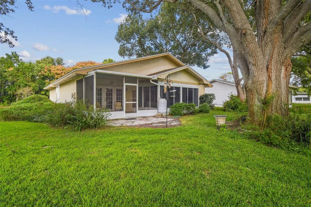 For Sale: $295,000 (3 beds, 2 baths, 1572 Square Feet)