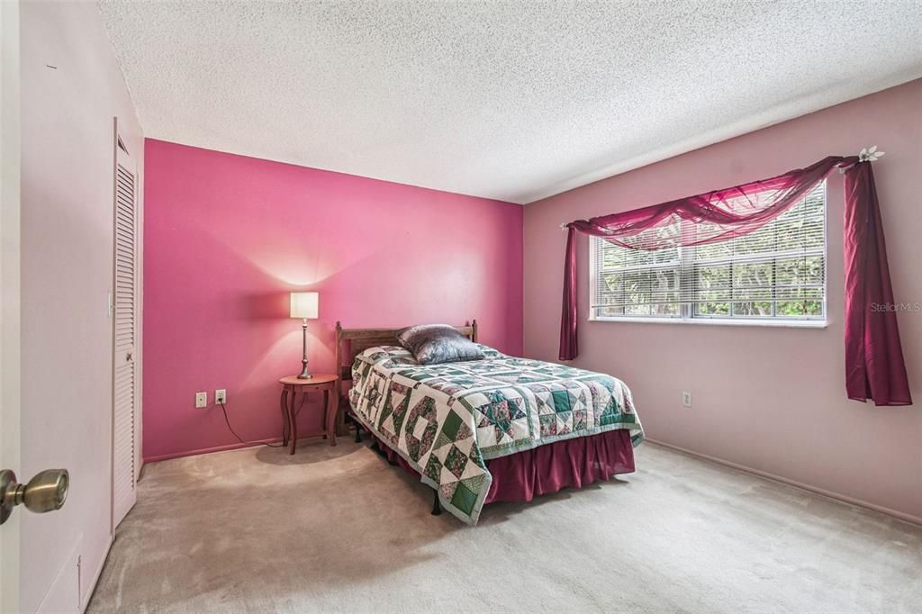 For Sale: $295,000 (3 beds, 2 baths, 1572 Square Feet)