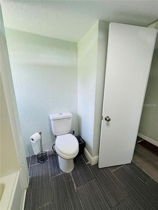 出租: $1,800 (4 贝兹, 2 浴室, 1664 平方英尺)