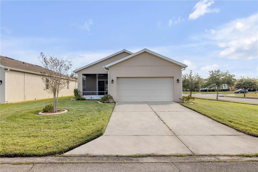 For Sale: $369,900 (3 beds, 2 baths, 1469 Square Feet)