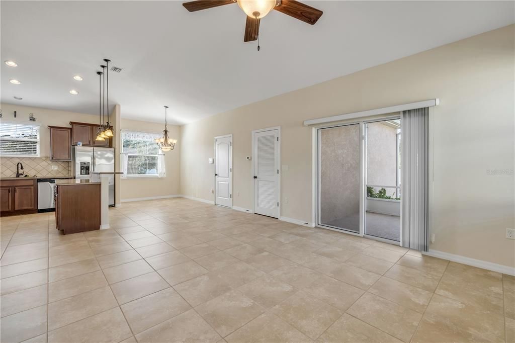 For Sale: $369,900 (3 beds, 2 baths, 1469 Square Feet)