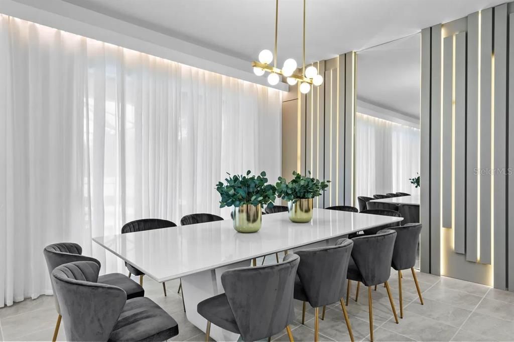 待售: $1,790,000 (9 贝兹, 9 浴室, 3950 平方英尺)