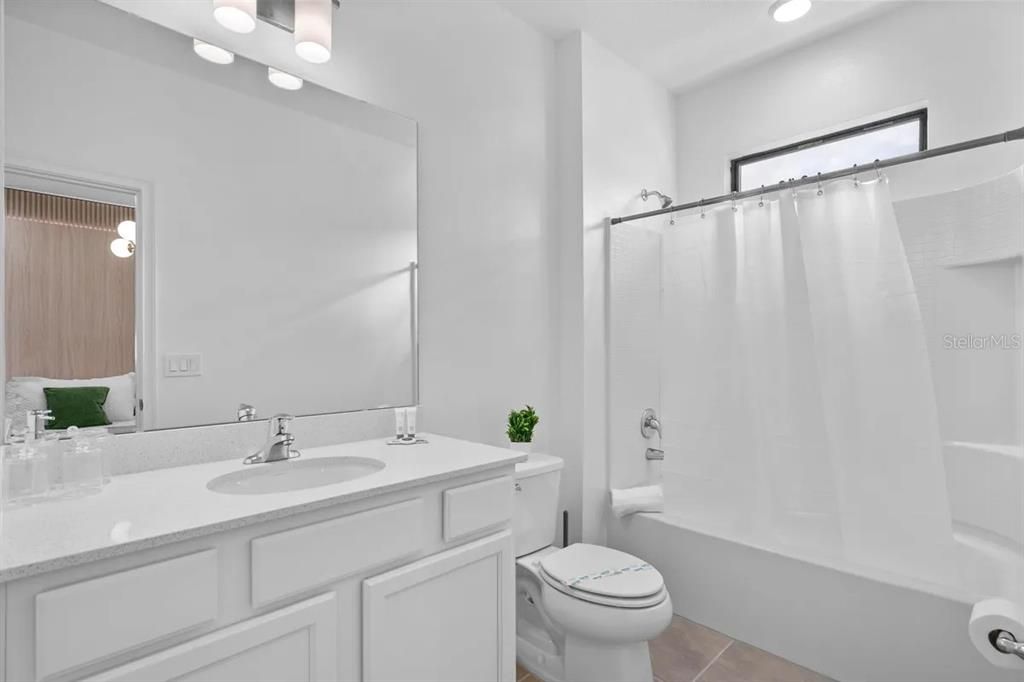 待售: $1,790,000 (9 贝兹, 9 浴室, 3950 平方英尺)