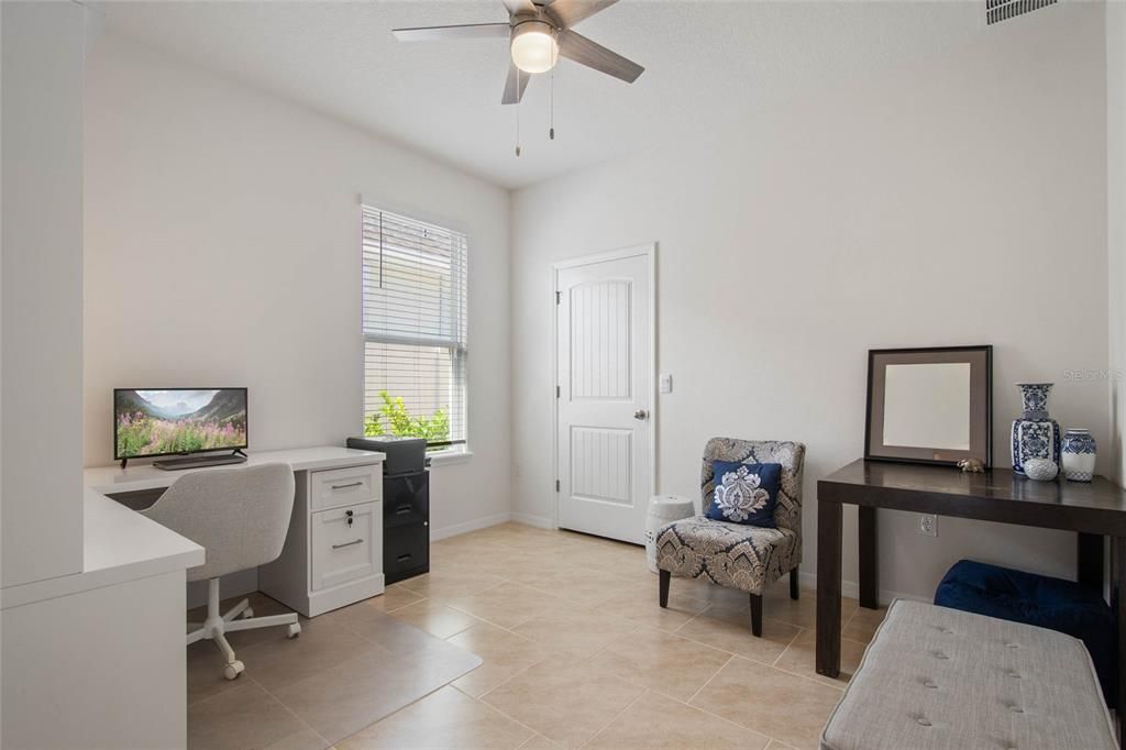 En Venta: $525,000 (4 camas, 3 baños, 2142 Pies cuadrados)