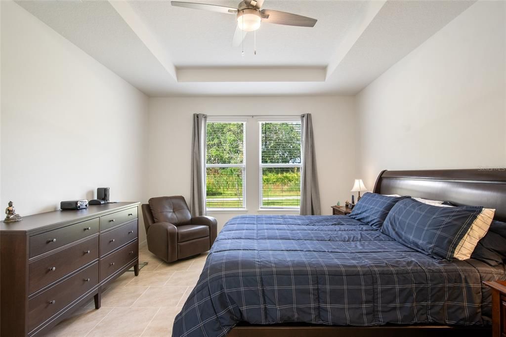 En Venta: $525,000 (4 camas, 3 baños, 2142 Pies cuadrados)