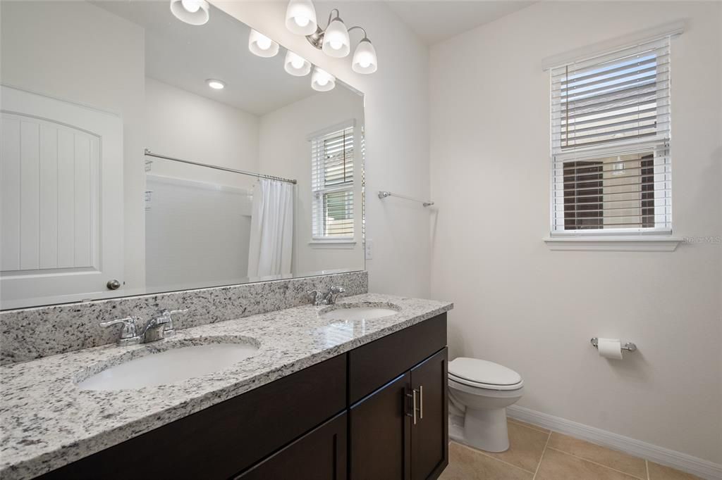 En Venta: $525,000 (4 camas, 3 baños, 2142 Pies cuadrados)