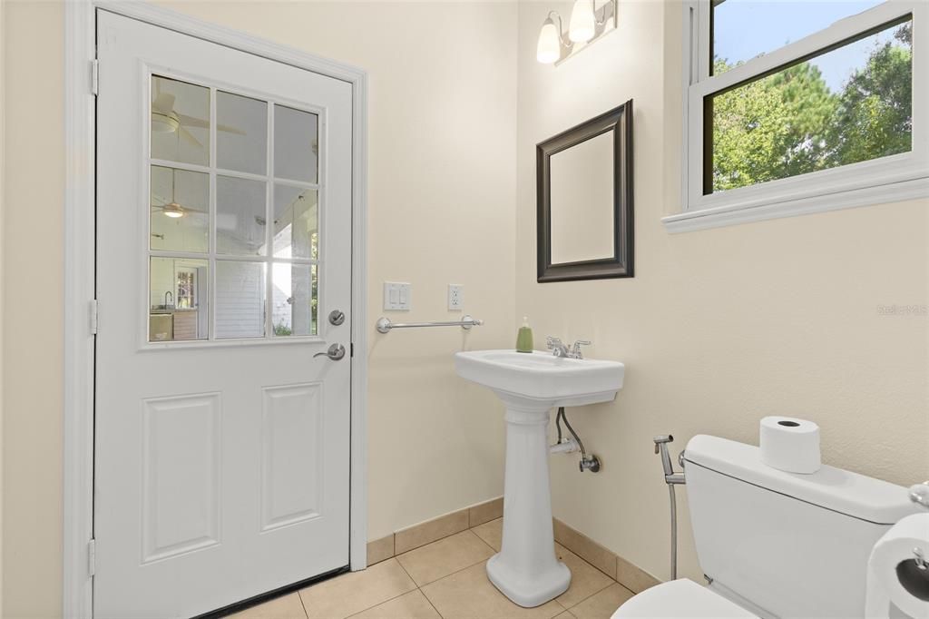 For Sale: $1,495,000 (5 beds, 4 baths, 4333 Square Feet)