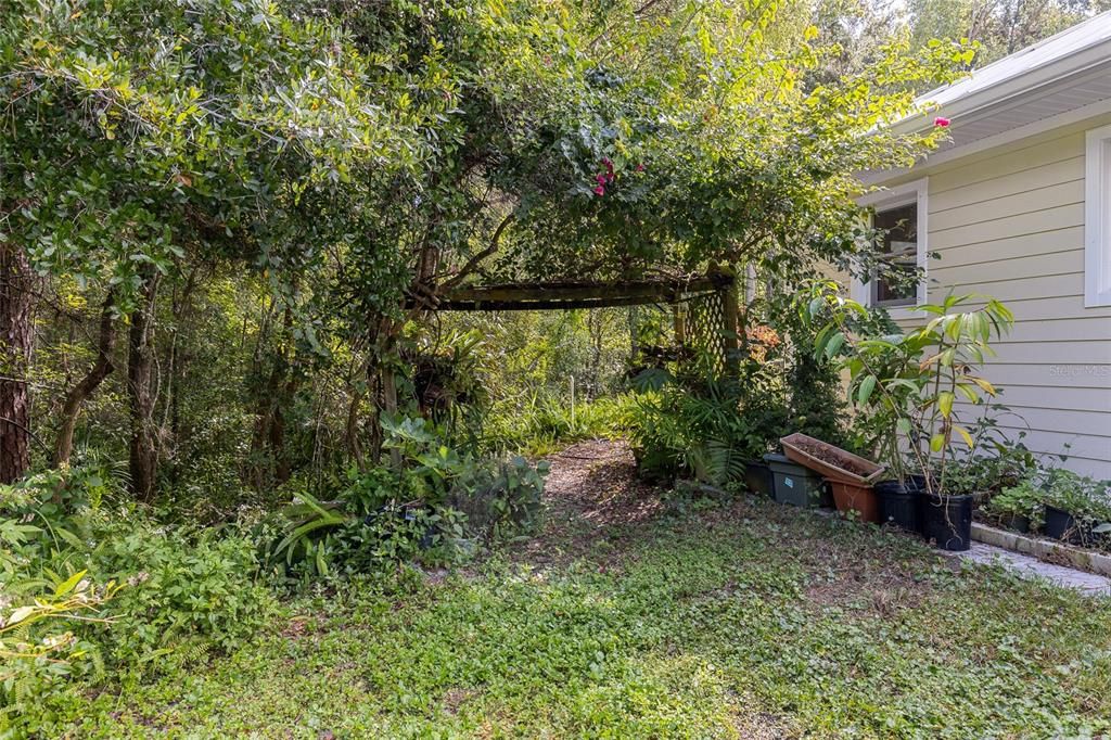 For Sale: $1,495,000 (5 beds, 4 baths, 4333 Square Feet)