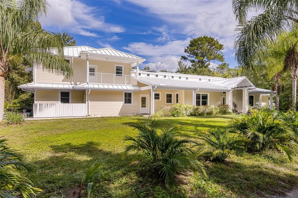 For Sale: $1,495,000 (5 beds, 4 baths, 4333 Square Feet)