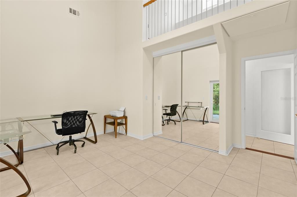 For Sale: $1,495,000 (5 beds, 4 baths, 4333 Square Feet)