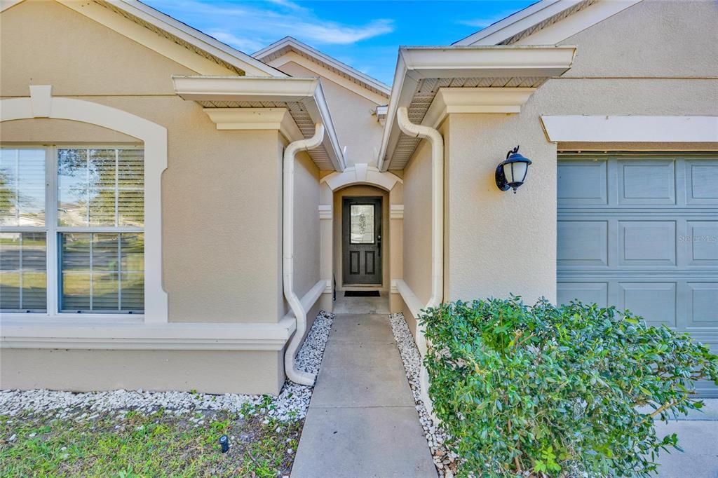 En Venta: $346,000 (3 camas, 2 baños, 1915 Pies cuadrados)