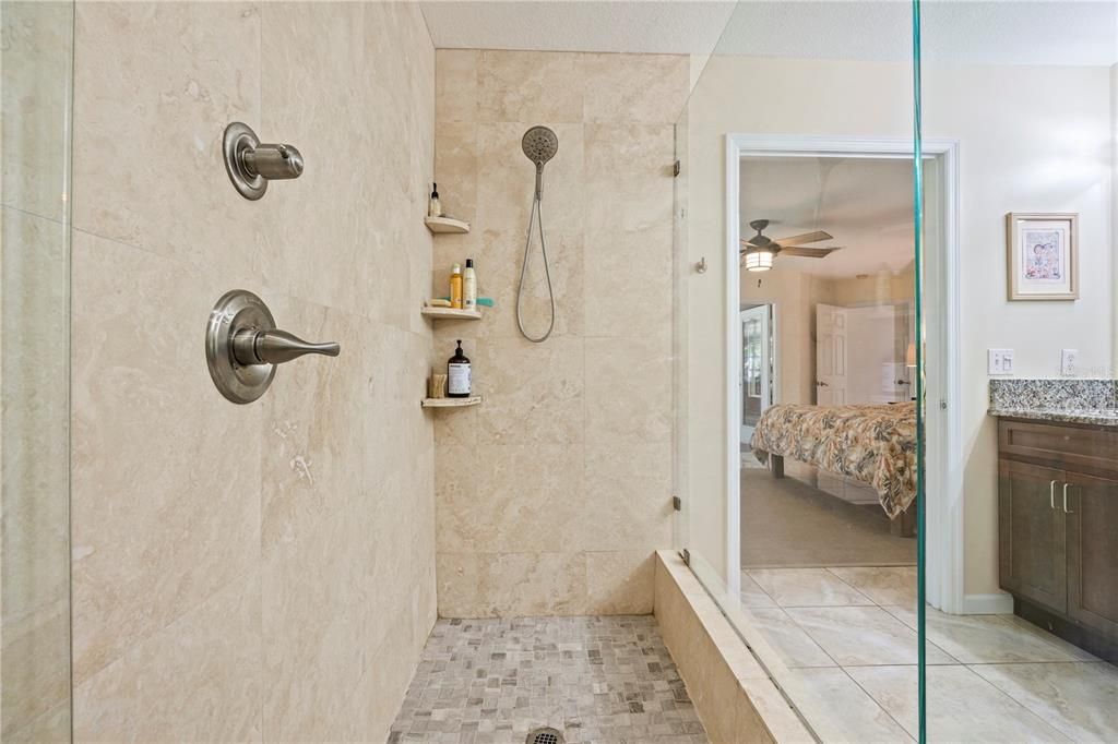 待售: $679,900 (3 贝兹, 2 浴室, 2635 平方英尺)