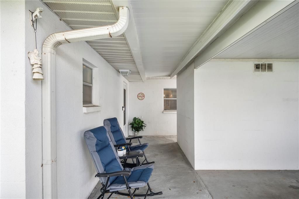 На продажу: $162,000 (2 спален, 2 ванн, 1176 Квадратных фут)