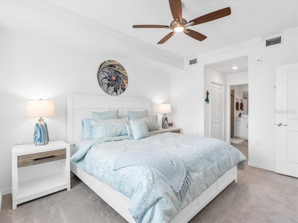 For Rent: $6,000 (2 beds, 2 baths, 1366 Square Feet)