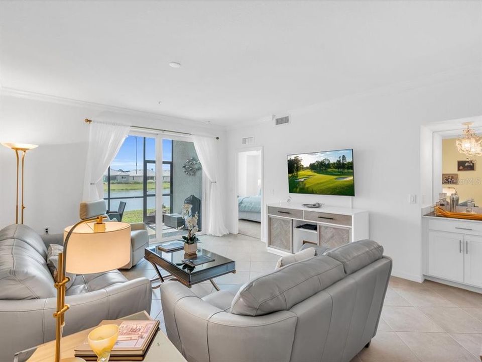 For Rent: $6,000 (2 beds, 2 baths, 1366 Square Feet)