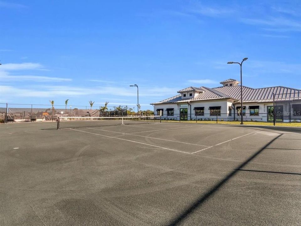 For Rent: $6,000 (2 beds, 2 baths, 1366 Square Feet)