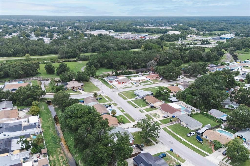 合同活跃: $450,000 (3 贝兹, 3 浴室, 756 平方英尺)