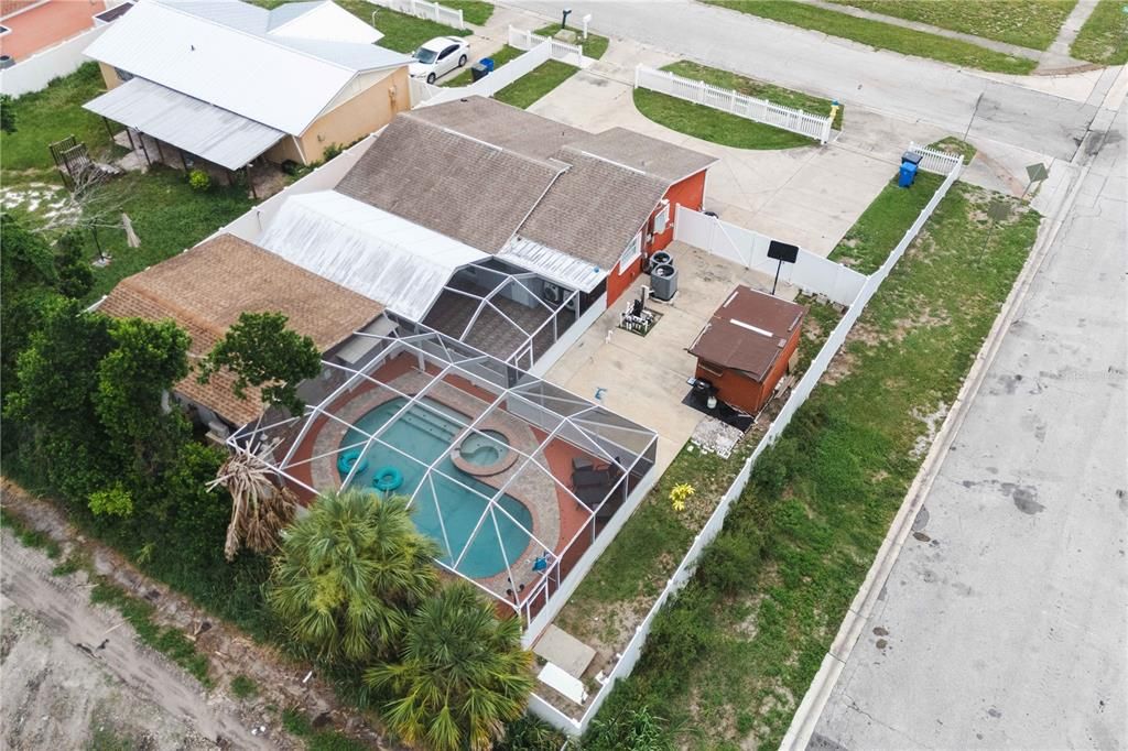 合同活跃: $450,000 (3 贝兹, 3 浴室, 756 平方英尺)