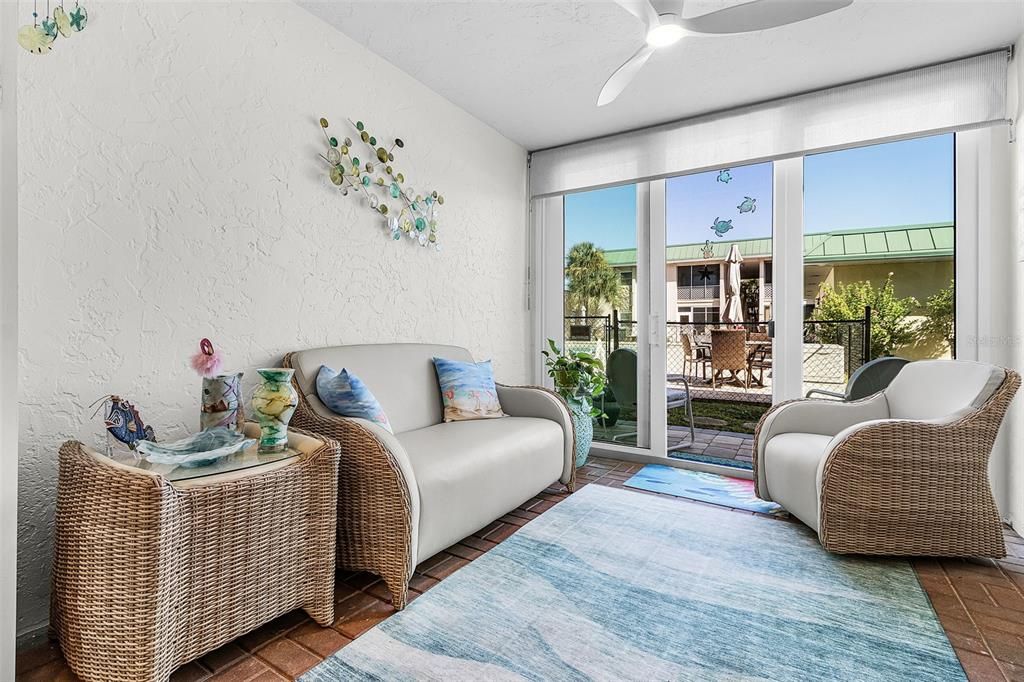 Activo con contrato: $250,000 (3 camas, 2 baños, 1302 Pies cuadrados)