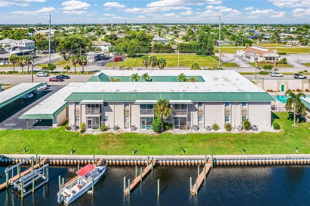 Activo con contrato: $250,000 (3 camas, 2 baños, 1302 Pies cuadrados)