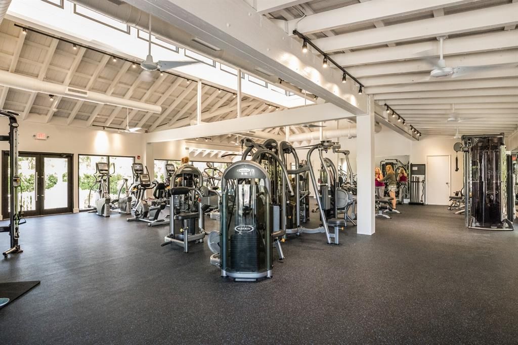 For Sale: $925,000 (1 beds, 1 baths, 730 Square Feet)