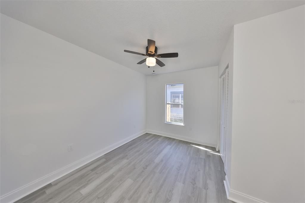 For Sale: $560,000 (5 beds, 3 baths, 2185 Square Feet)