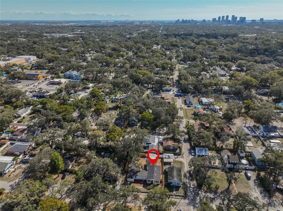 For Sale: $560,000 (5 beds, 3 baths, 2185 Square Feet)