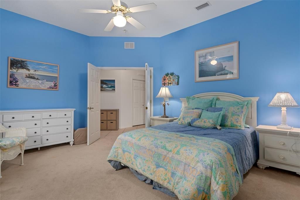 For Sale: $1,100,000 (5 beds, 3 baths, 3744 Square Feet)