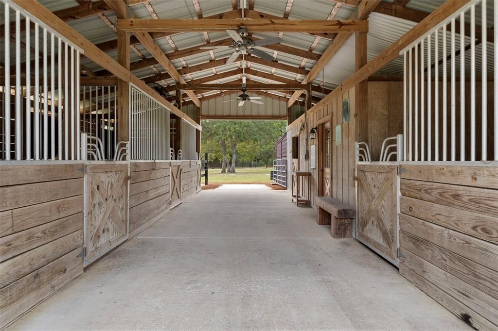 For Sale: $1,100,000 (5 beds, 3 baths, 3744 Square Feet)