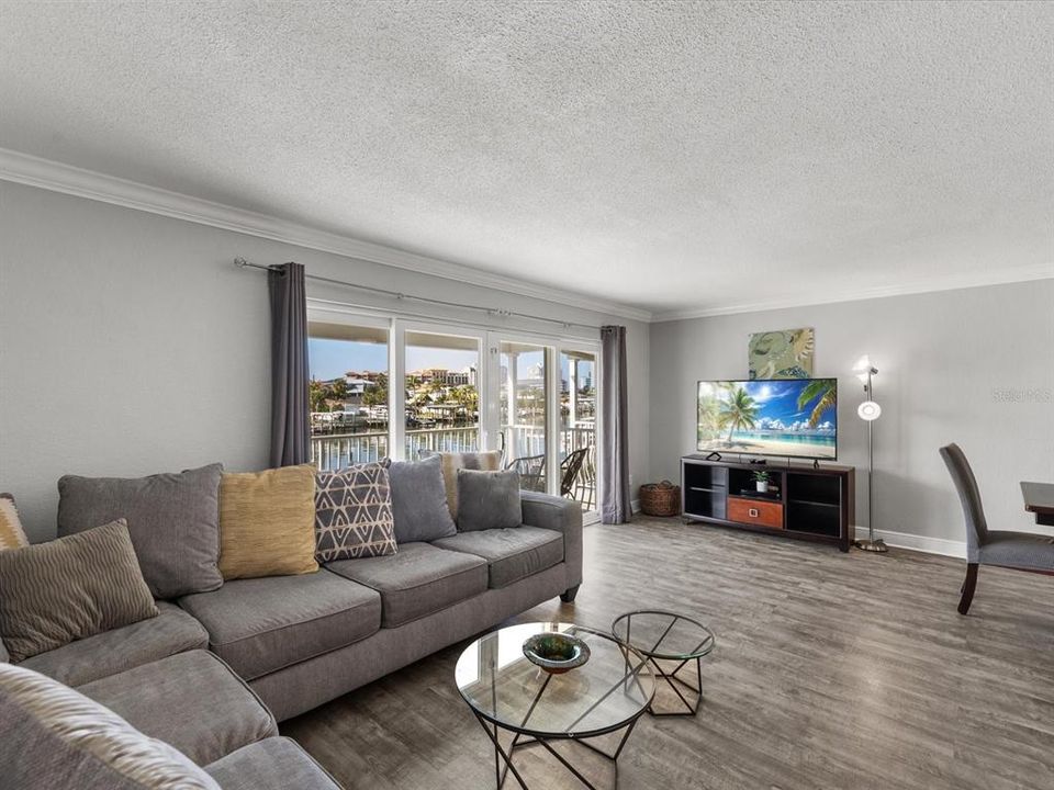 For Rent: $3,900 (2 beds, 2 baths, 1430 Square Feet)