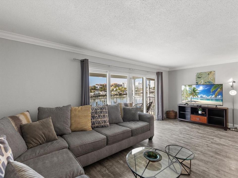 For Rent: $3,900 (2 beds, 2 baths, 1430 Square Feet)