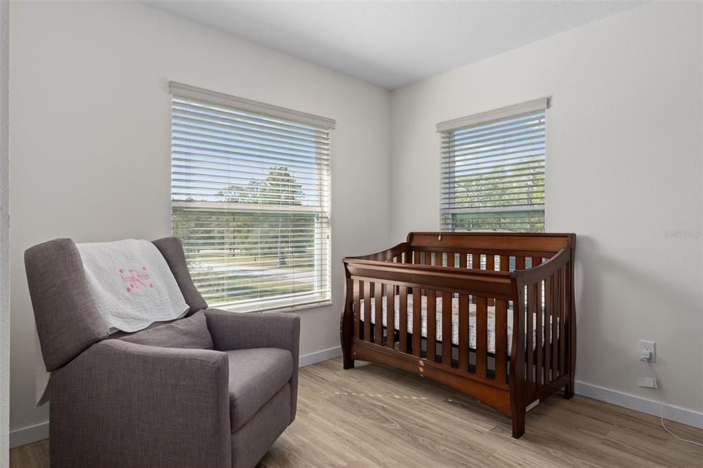 For Sale: $369,900 (4 beds, 2 baths, 1910 Square Feet)