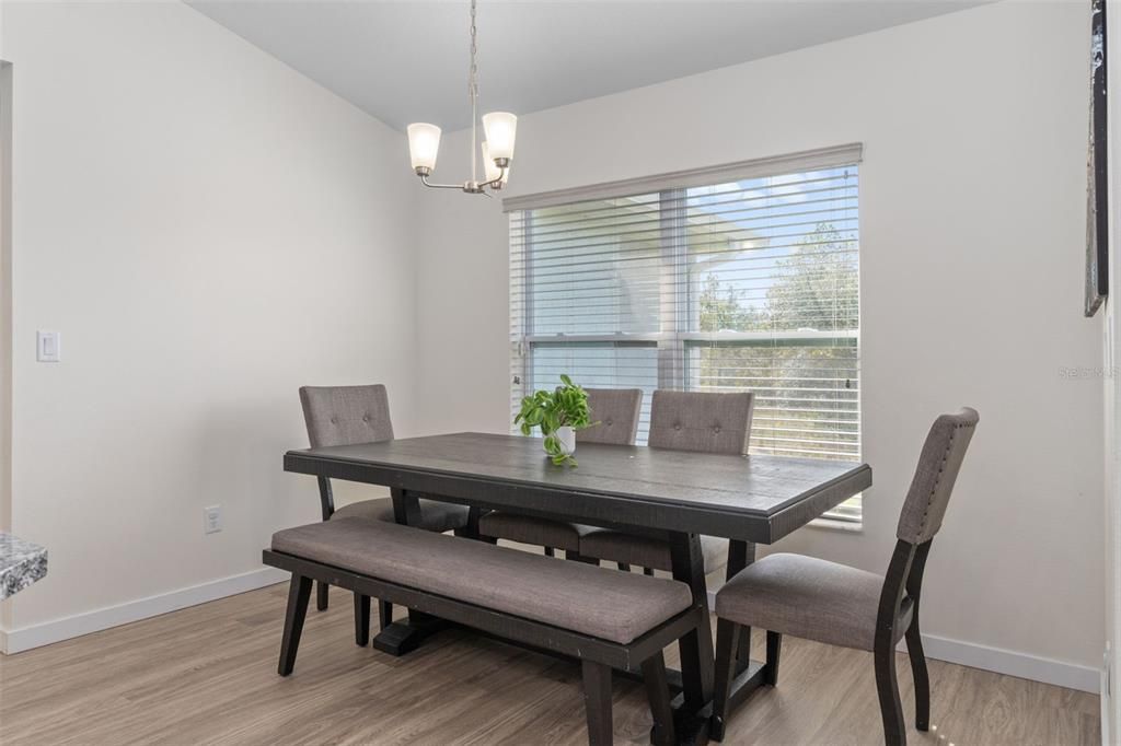 For Sale: $369,900 (4 beds, 2 baths, 1910 Square Feet)