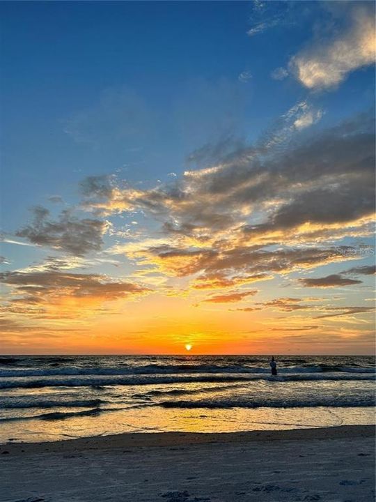 待售: $1,450,000 (3 贝兹, 3 浴室, 2080 平方英尺)