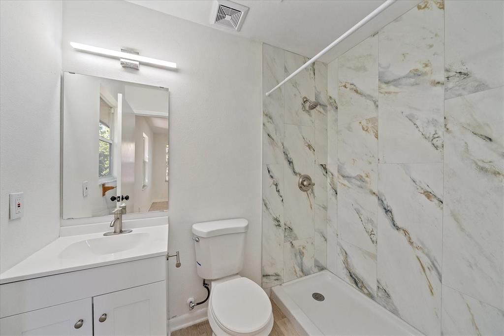 For Sale: $319,000 (4 beds, 2 baths, 1439 Square Feet)