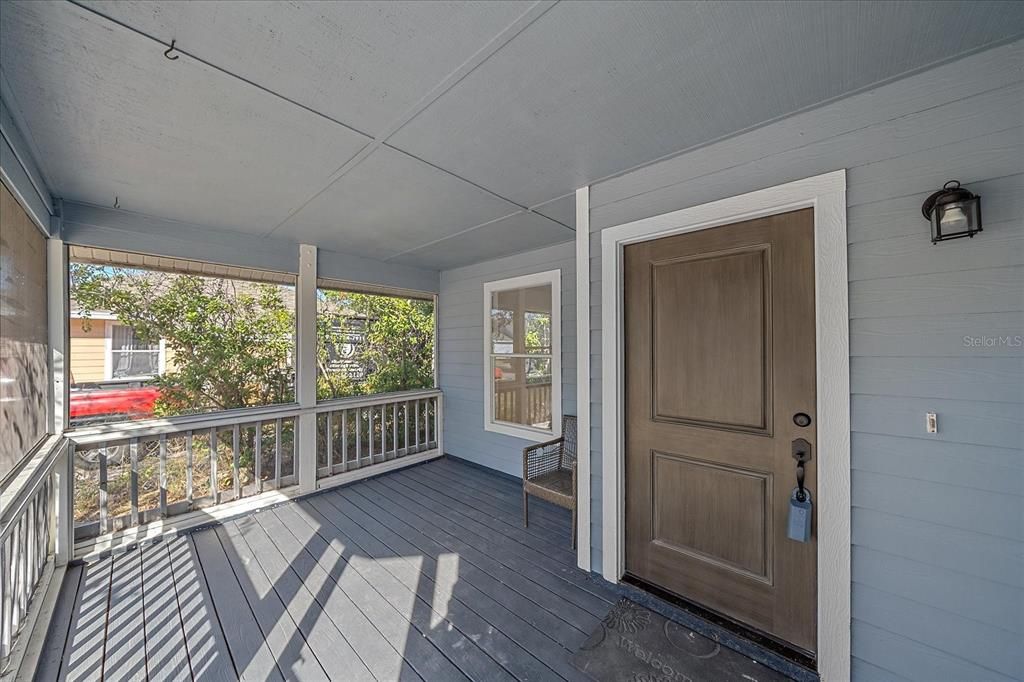 For Sale: $319,000 (4 beds, 2 baths, 1439 Square Feet)