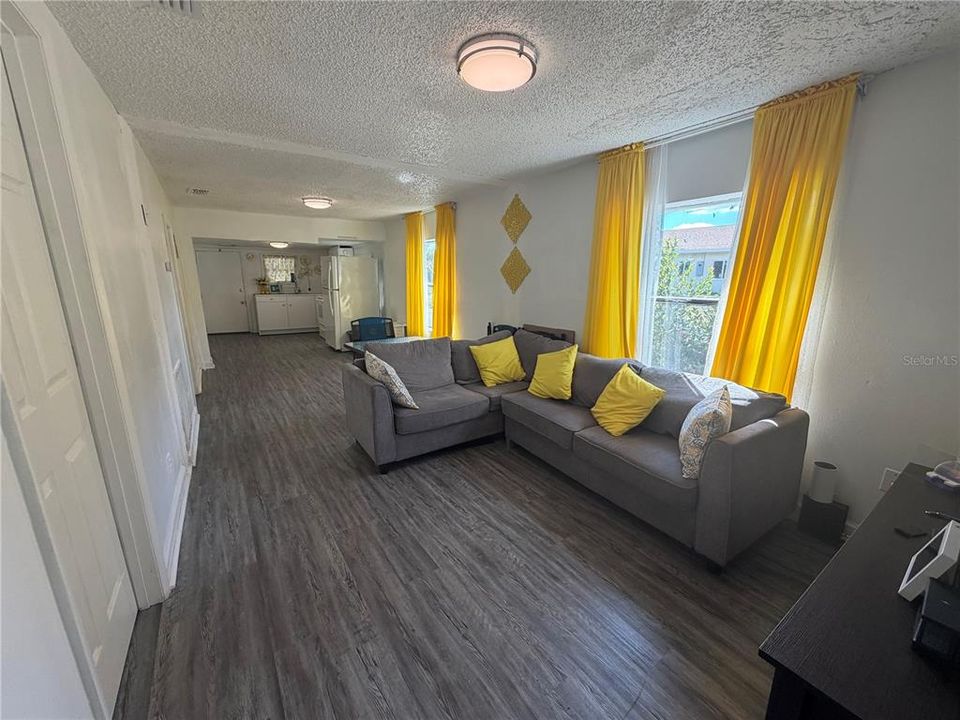 For Sale: $120,000 (3 beds, 1 baths, 500 Square Feet)