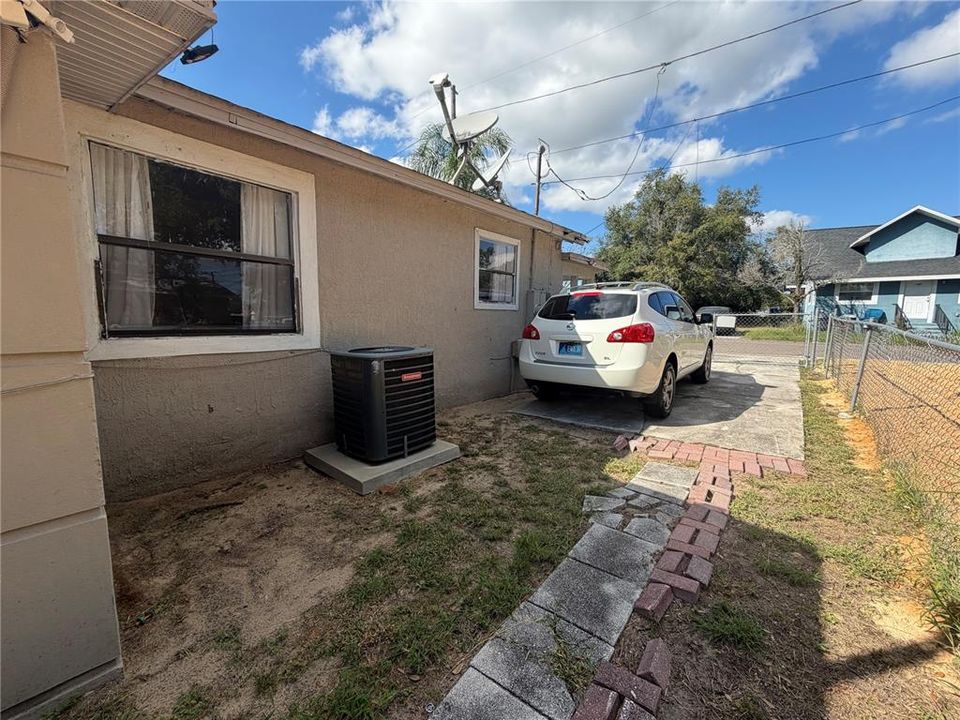 For Sale: $120,000 (3 beds, 1 baths, 500 Square Feet)