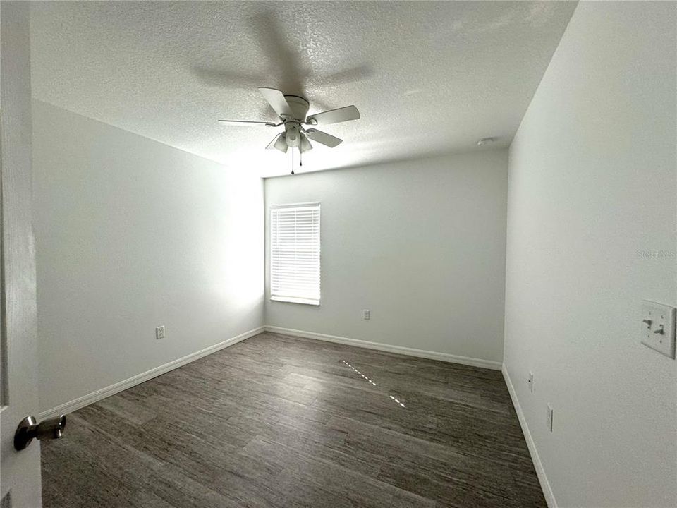 For Rent: $1,700 (3 beds, 2 baths, 1430 Square Feet)