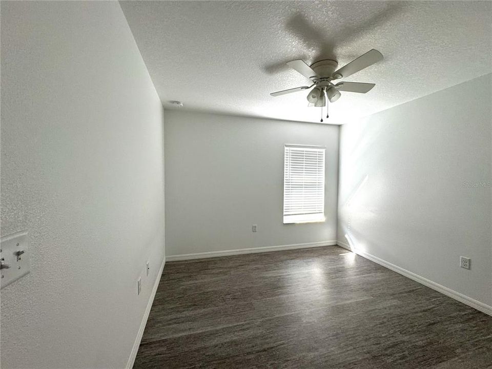 For Rent: $1,700 (3 beds, 2 baths, 1430 Square Feet)