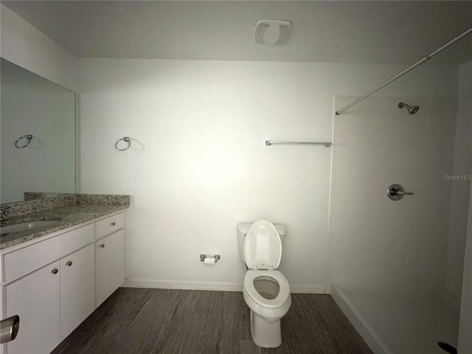 For Rent: $1,700 (3 beds, 2 baths, 1430 Square Feet)