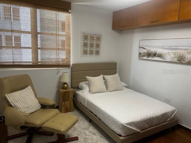 出租: $3,500 (3 贝兹, 2 浴室, 1700 平方英尺)