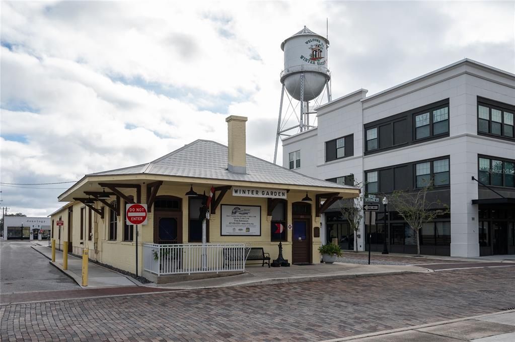 待售: $725,000 (4 贝兹, 2 浴室, 2225 平方英尺)