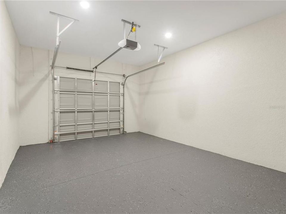 For Rent: $1,500 (3 beds, 2 baths, 1125 Square Feet)