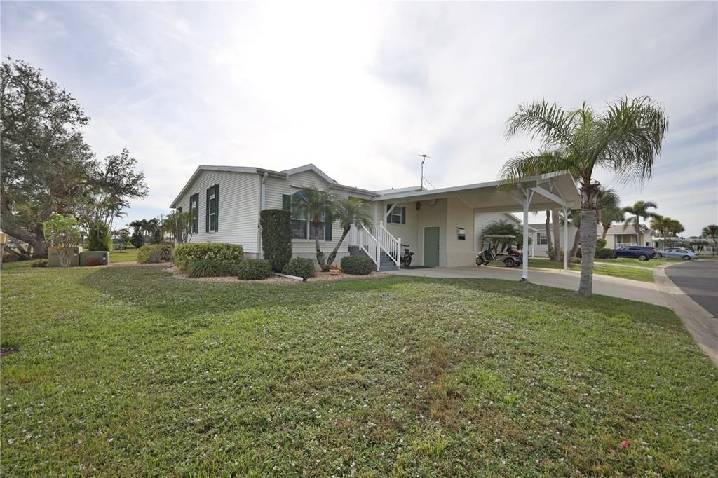 For Sale: $319,000 (2 beds, 2 baths, 1760 Square Feet)