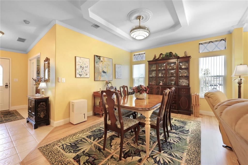 For Sale: $319,000 (2 beds, 2 baths, 1760 Square Feet)