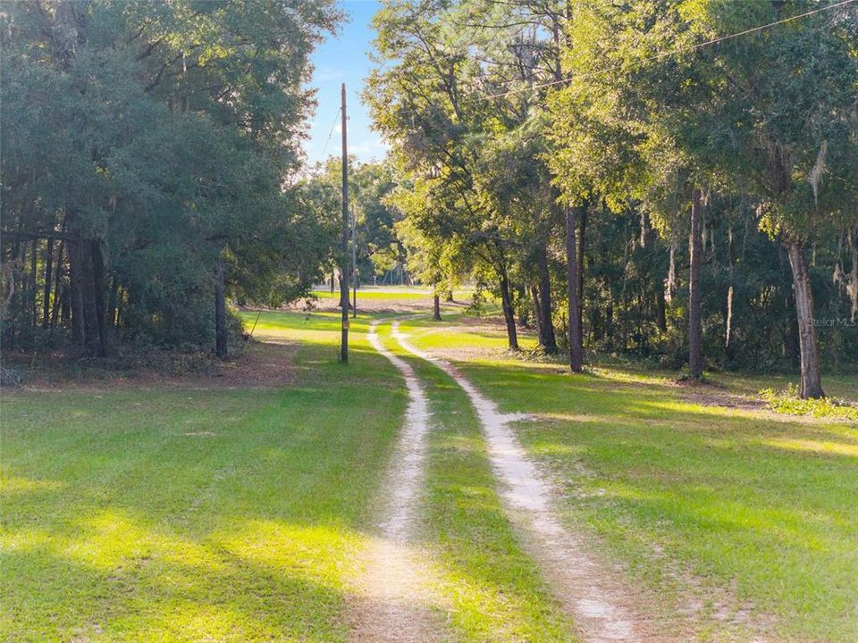 待售: $540,000 (2 贝兹, 1 浴室, 1900 平方英尺)